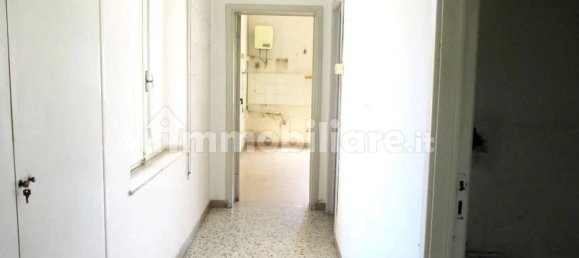 6 bedrooms Apartment in Pontedera, Italy No. 215967 8