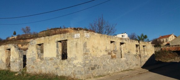 1235m² Land in Segovia, Spain No. 28647 20