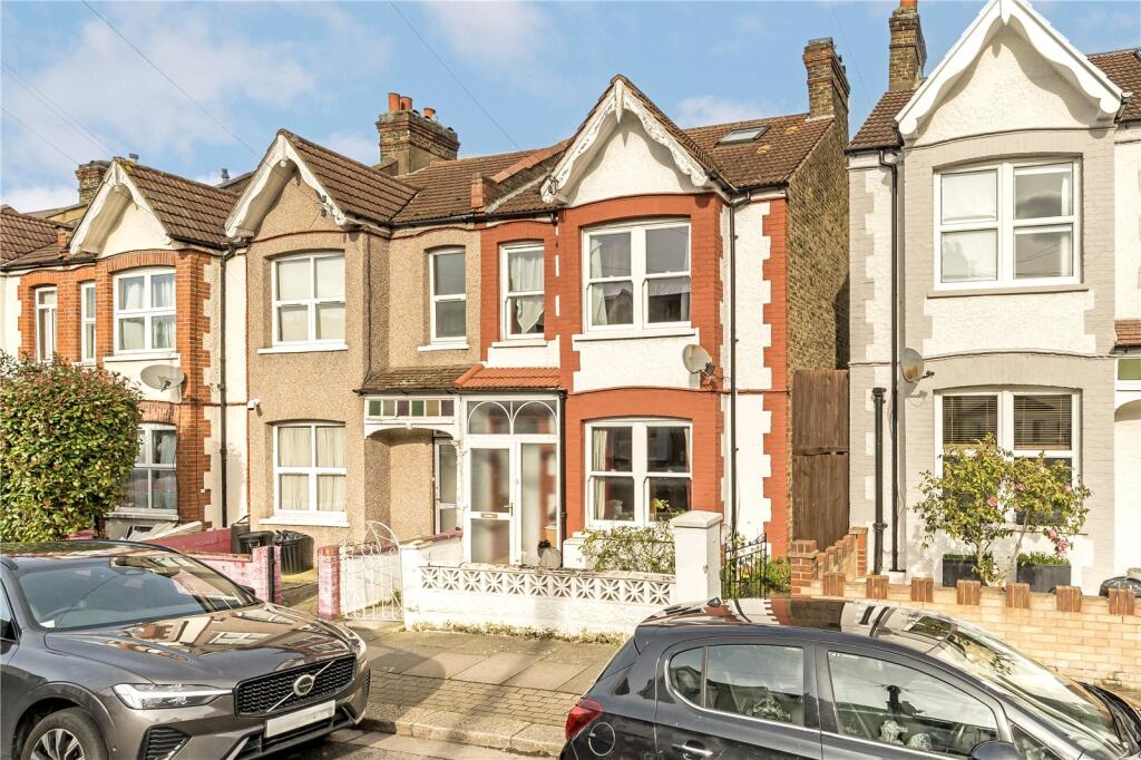 4 bedrooms Commercial property in London, United Kingdom No. 12915