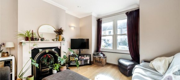 4 bedrooms Commercial property in London, United Kingdom No. 12915 2