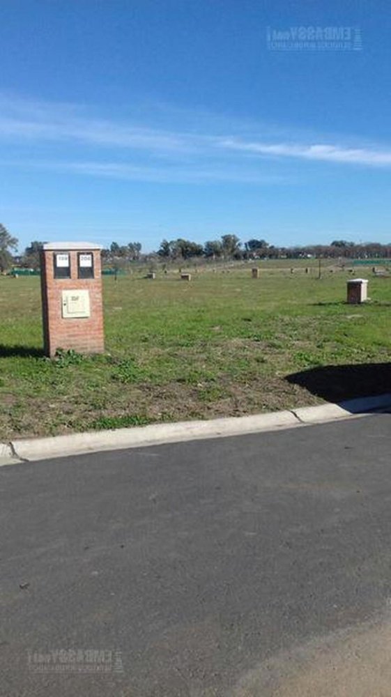 Terrain à Pilar, Argentina No. 111022