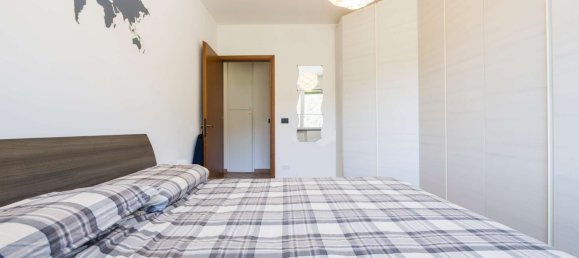 Apartamento de 2 dormitorios en Genoa, Italy No. 269512 19