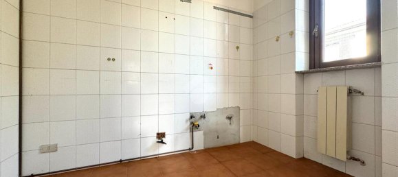 5 rooms Villa in Rescaldina, Italy No. 5982 4