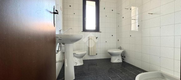 5 rooms Villa in Rescaldina, Italy No. 5982 18