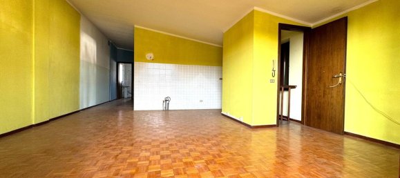 5 rooms Villa in Rescaldina, Italy No. 5982 11