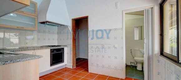 7 bedrooms House in Corroios, Portugal No. 137078 9