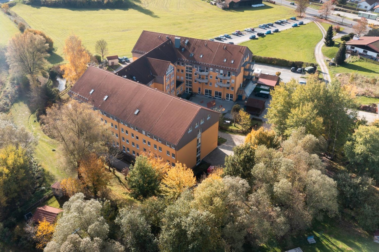 2 rooms Commercial property in Cham, Germany No. 147816