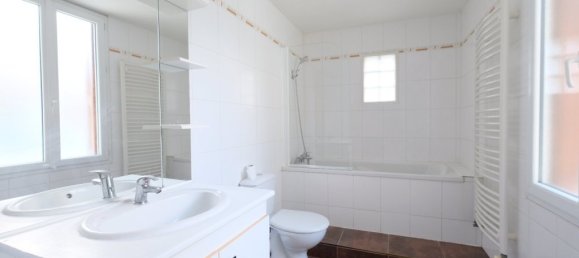 3 غرف نوم منزل في Saint-Etienne, France رقم 274913 9