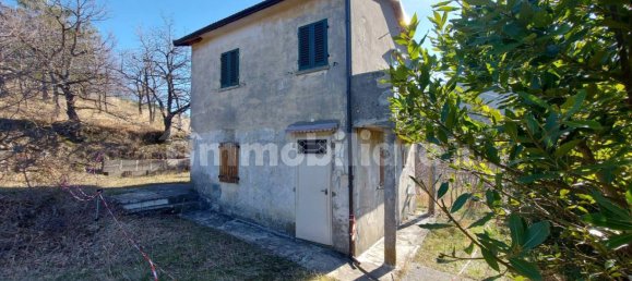 2 bedrooms House in Castel di Casio, Italy No. 172611 4