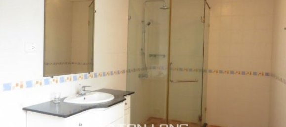 5 bedrooms Villa in Tay Ho, Vietnam No. 1938 12