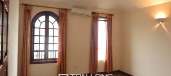 5 bedrooms Villa in Tay Ho, Vietnam No. 1938 24
