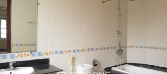 5 bedrooms Villa in Tay Ho, Vietnam No. 1938 17