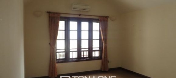 5 bedrooms Villa in Tay Ho, Vietnam No. 1938 26