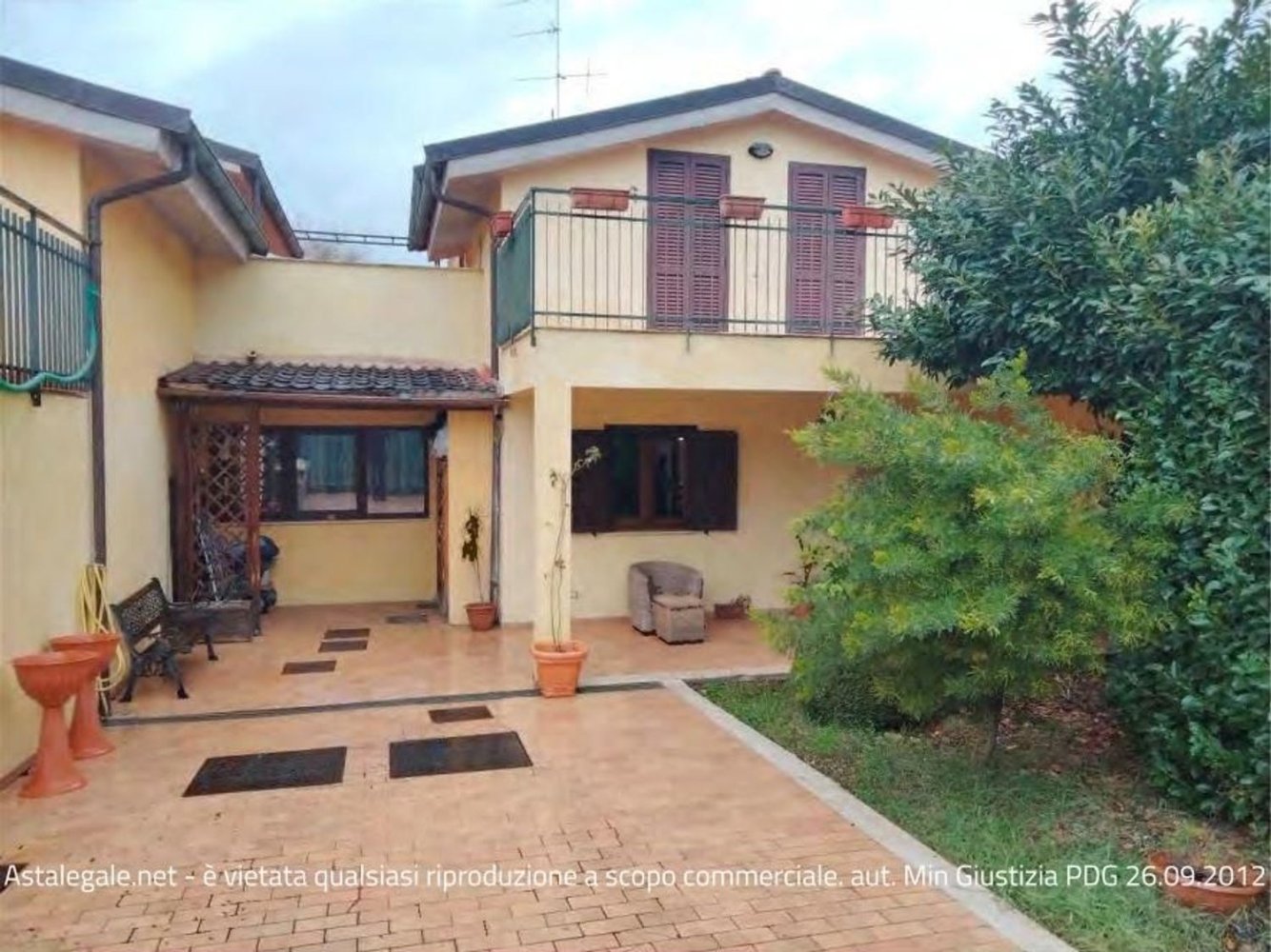 6 rooms House in Perugia, Italy No. 44199