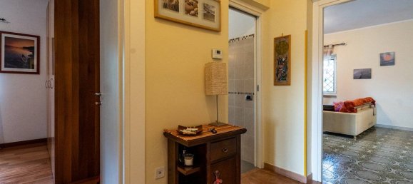 Квартира с 2 спальнями в Фраскати, Италия № 347012 7