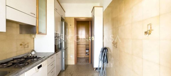 3-salle Appartement à San Donato Milanese, Italy No. 268091 19
