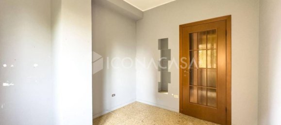 3-salle Appartement à San Donato Milanese, Italy No. 268091 18