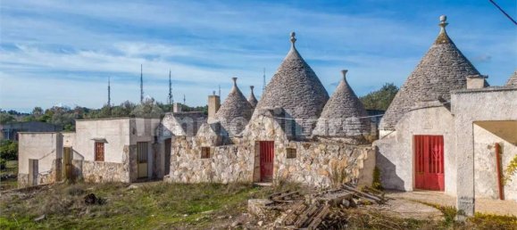 5 bedrooms House in Martina Franca, Italy No. 73638 16