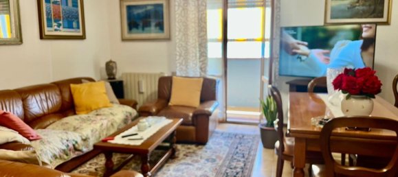 4 bedrooms Apartment in Follonica, Italy No. 358095 4