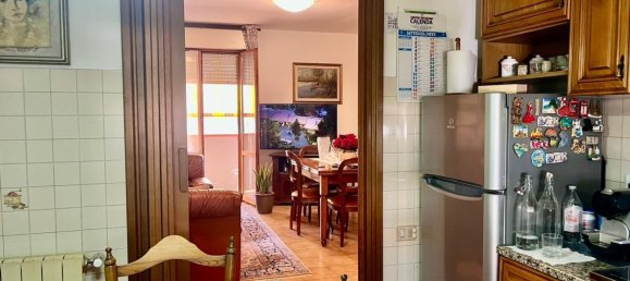 4 bedrooms Apartment in Follonica, Italy No. 358095 9