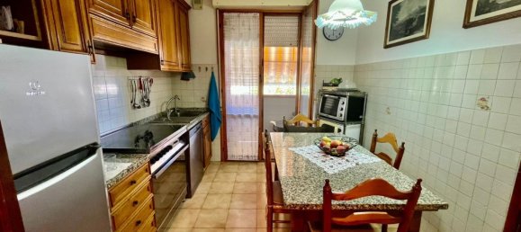4 bedrooms Apartment in Follonica, Italy No. 358095 7