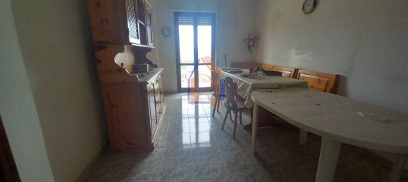 2 bedrooms Apartment in Catanzaro, Italy No. 315531 3