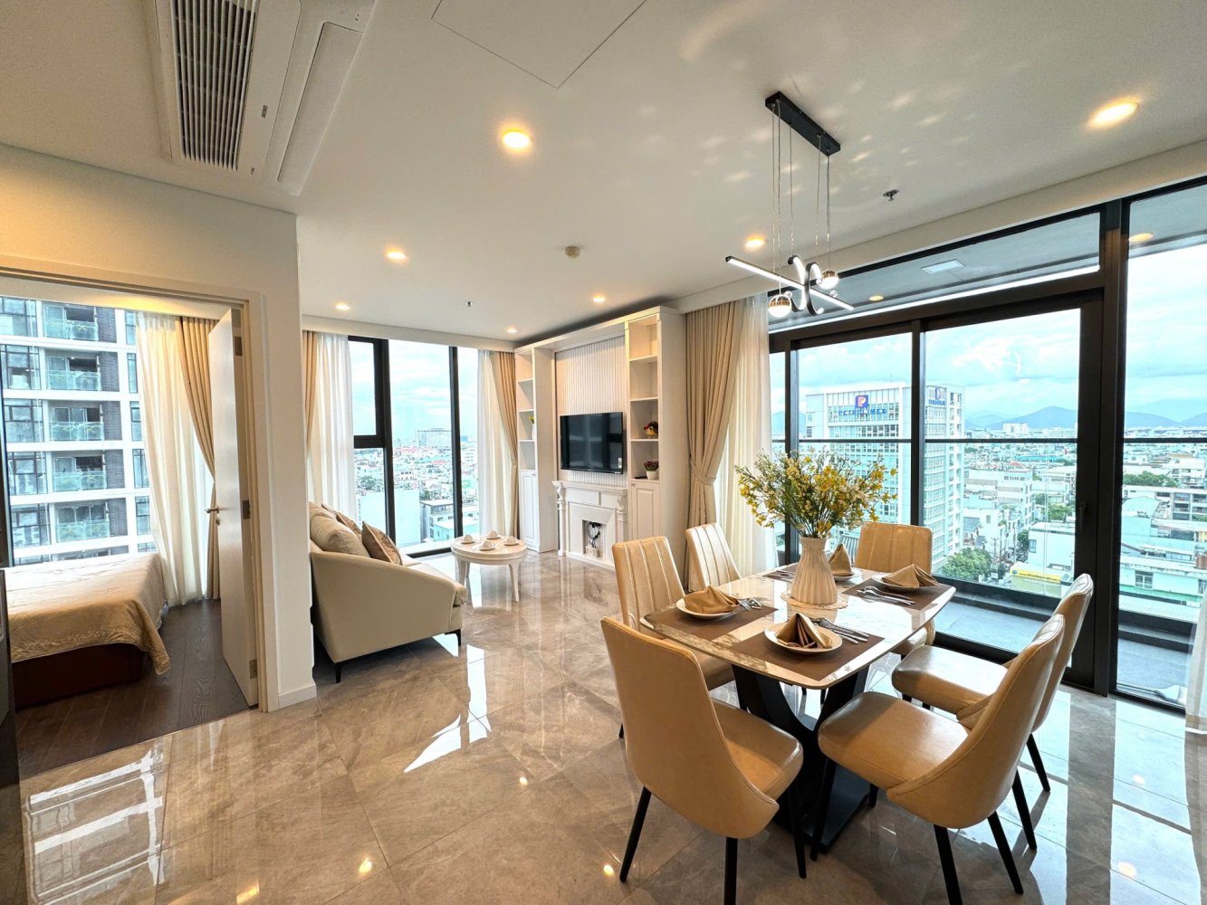 2 bedrooms Condominium for rent in Hai Chau, Da Nang, Vietnam № 21037