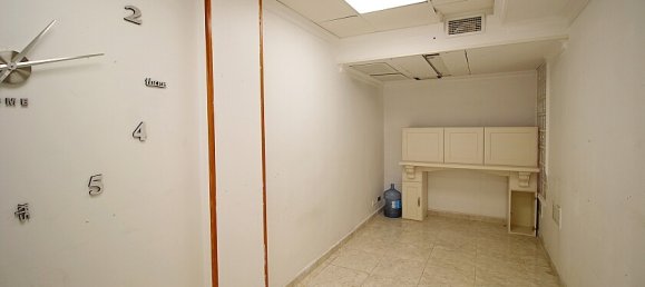 300m² Commercial property in La Zenia, Spain No. 14448 9