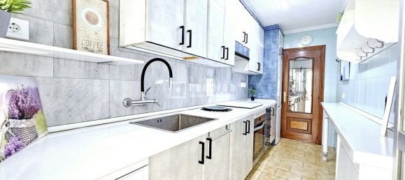 Apartamento de 3 dormitorios en Fuenlabrada, Spain No. 168345 7