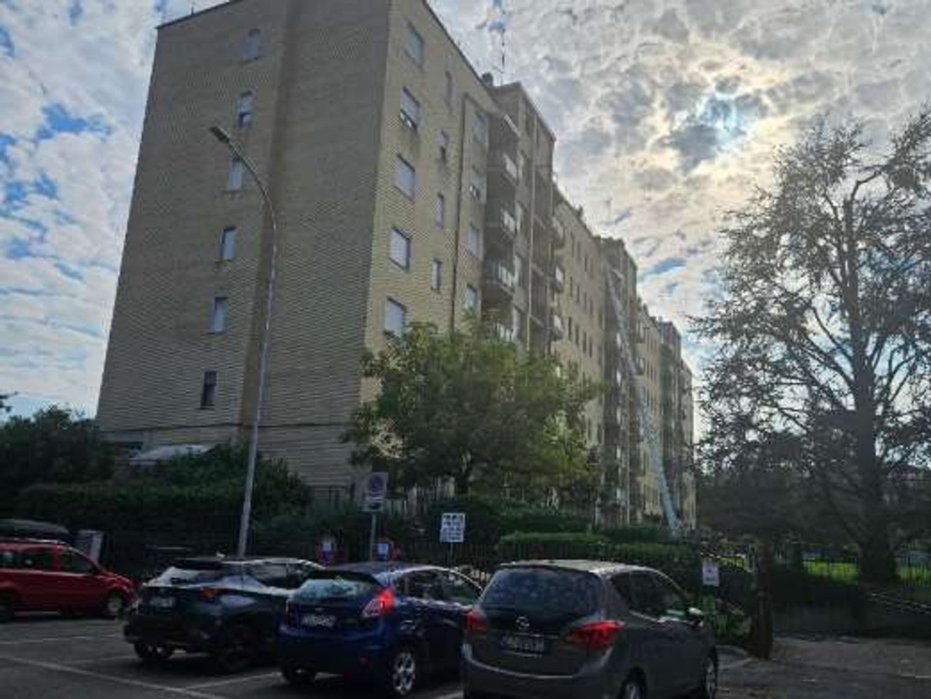 4 rooms Apartment in Cesano Boscone, Italy No. 4193