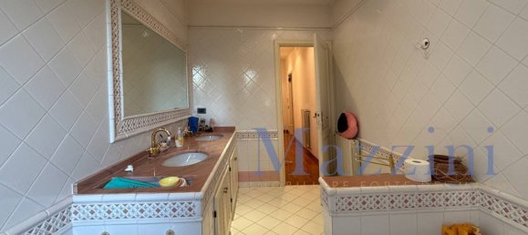 2 bedrooms Villa in Forte dei Marmi, Italy No. 352644 27