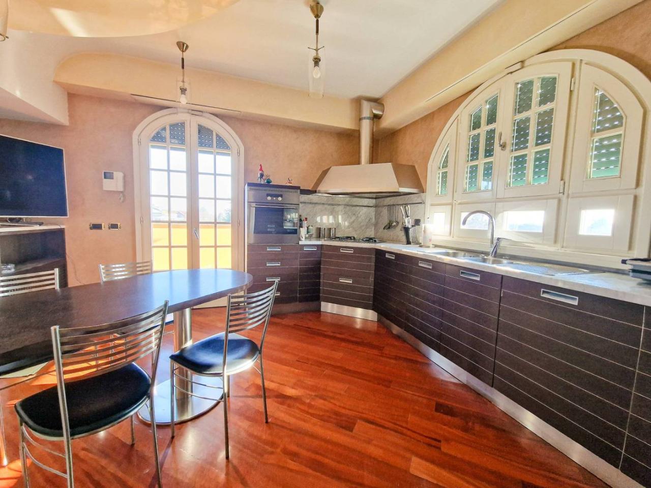 4-Zimmer Penthouse in Legnano, Italy, Nr. 164519