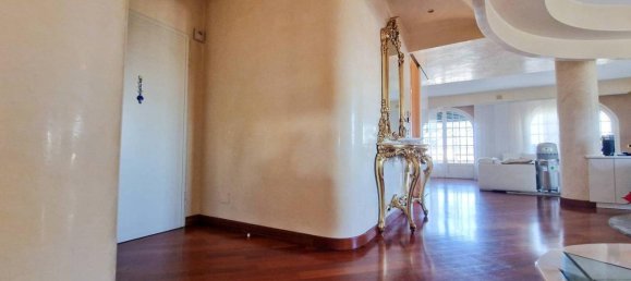 4-Zimmer Penthouse in Legnano, Italy, Nr. 164519 7