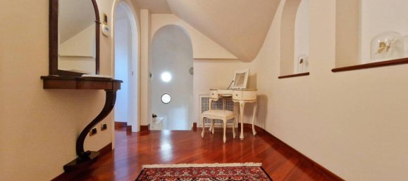 4-Zimmer Penthouse in Legnano, Italy, Nr. 164519 16