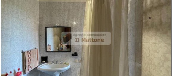 3-salle Appartement à Ardea, Italy No. 144576 9