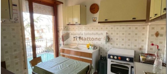 3-salle Appartement à Ardea, Italy No. 144576 11