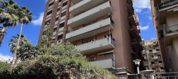 6-salle Appartement à Palermo, Italy No. 26326 2