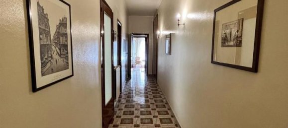 6-salle Appartement à Palermo, Italy No. 26326 7