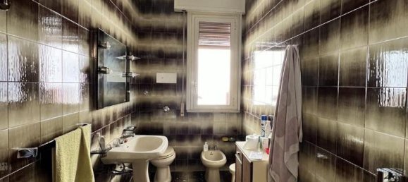 6-salle Appartement à Palermo, Italy No. 26326 12