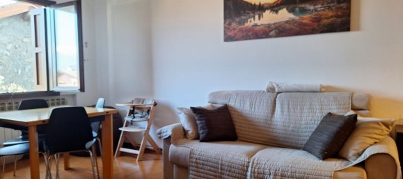 3-salle Appartement à Borno, Italy No. 25202 20