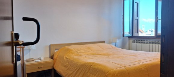 3-salle Appartement à Borno, Italy No. 25202 7