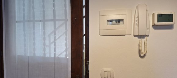 3-salle Appartement à Borno, Italy No. 25202 13