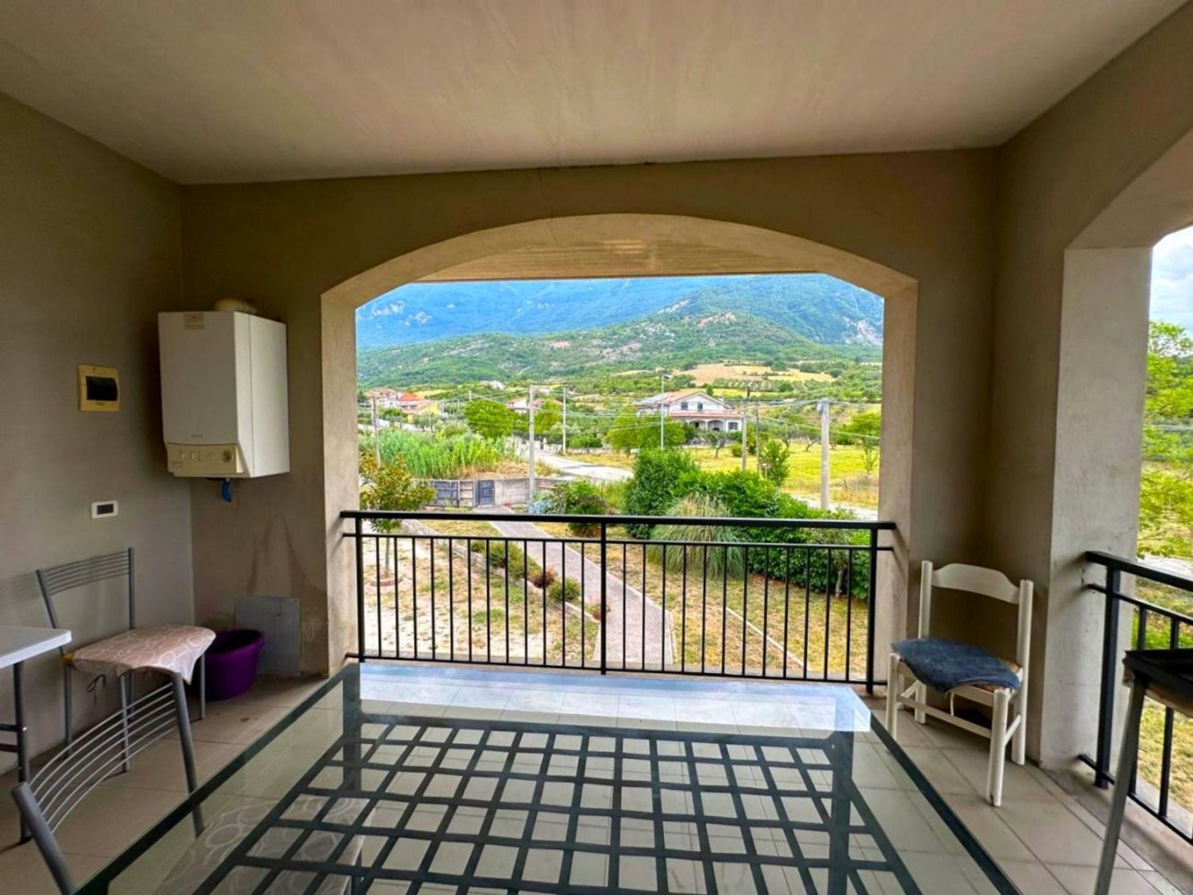 6 bedrooms Villa in Tocco da Casauria, Italy No. 337775