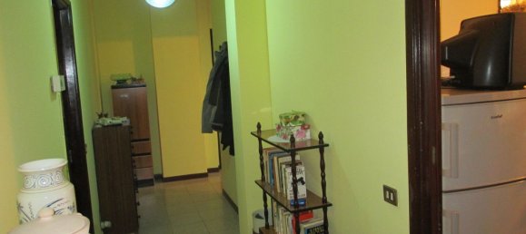 4-salle Appartement à Magenta, Italy No. 255262 11
