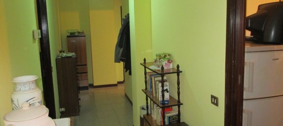 4-salle Appartement à Magenta, Italy No. 255262 5
