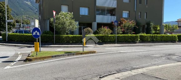 Apartamento de 3 habitaciónes en Udine, Italy No. 329400 14