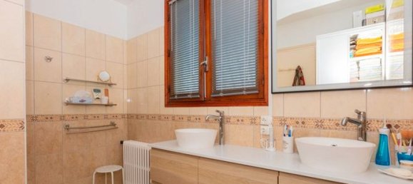 5 bedrooms House in Occitanie, France No. 362855 8