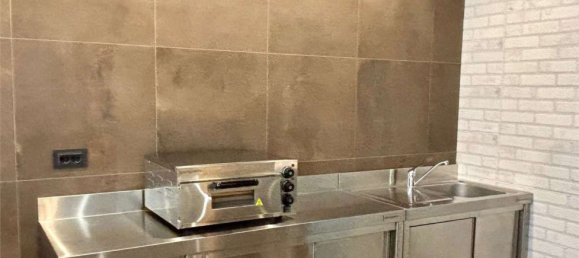 Gewerbliche Immobilie in Rapallo, Italy 50m², Nr. 306862 6