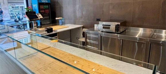 Gewerbliche Immobilie in Rapallo, Italy 50m², Nr. 306862 4