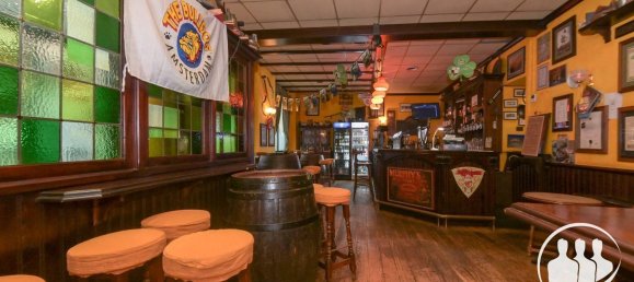 121m² Commercial property in Turin, Italy No. 349047 10